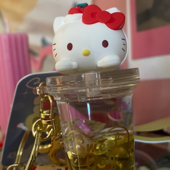 Hello kitty accessories - Picture 2 of 4